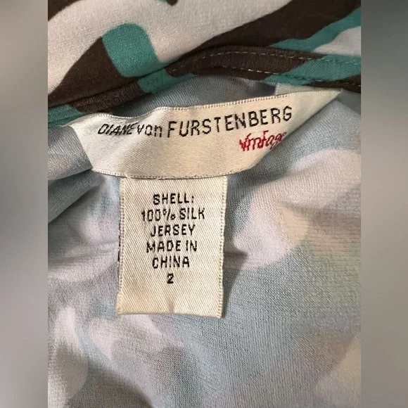 Diane Von Furstenberg Camo Print Wrap Dress - Picture 2 of 10